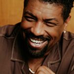 Depois de anos na comédia, Deon Cole ainda gosta de quem vê no espelho
