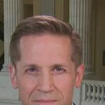 Deputado republicano McCormick: Alguns haitianos deveriam perder o TPS, mas outros não