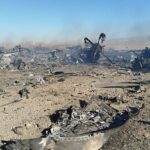 Irã divulga fotos supostamente de aeronaves de busca e resgate abatidashttps://x.com/IRANinKabul/status/2040689680094773682/photo/1