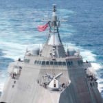 Destruidor da Marinha dos EUA impede que dois petroleiros deixem o Irã