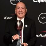 Dick Vitale, da ESPN, está com câncer de novo: 'Pretendo vencer esta batalha'