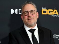 Directors Guild estende contrato do diretor executivo Russell Hollander até 2029 Acordo AMPTP WGA