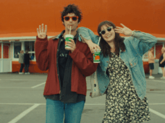 Diretor de ‘Mile End Kicks’ e ‘Roommates’ fala sobre colaboração com Adam Sandler e exploração de ‘inveja de gênero’ em filme semiautobiográfico Diretor de 'Mile End Kicks' e 'Roommates' fala sobre colaboração com Adam Sandler e exploração de 'inveja de gênero' em filme semiautobiográfico