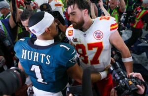 Disney busca US$ 10 milhões para comerciais do Super Bowl, mas os anunciantes recuam (EXCLUSIVO) Disney busca US$ 10 milhões para comerciais do Super Bowl, mas os anunciantes recuam (EXCLUSIVO)