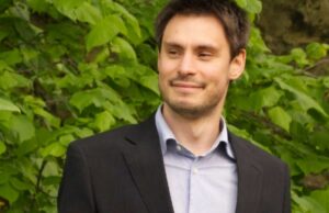 Documento ‘Todo o mal do mundo’, sobre o assassinato de um estudante italiano de esquerda no Egito, provoca uma tempestade política após ter sido negado financiamento do governo Documento 'Todo o mal do mundo', sobre o assassinato de um estudante italiano de esquerda no Egito, provoca uma tempestade política após ter sido negado financiamento do governo