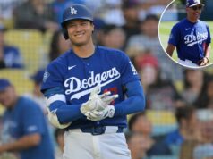 Dodgers usarão uniforme azul como parte do rodízio regular da estrada O jogador bidirecional do Los Angeles Dodgers, Shohei Ohtani, no convés, sorrindo.