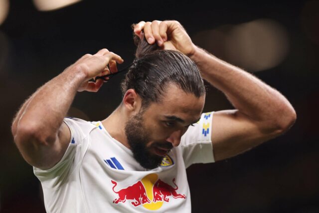 Dominic Calvert-Lewin admite que Lisandro Martinez teve ‘azar’ após cartão Dominic Calvert-Lewin admite que Lisandro Martinez teve ‘azar’ após cartão vermelho