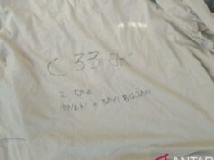 Dramático! Penghuni Apartemen Mediterania Lempar Baju Bertuliskan Sinyal Minta Tolong: Ada Dua Bayi Dramático! Penghuni Apartemen Mediterania Lempar Baju Bertuliskan Sinyal Minta Tolong: Ada Dua Bayi