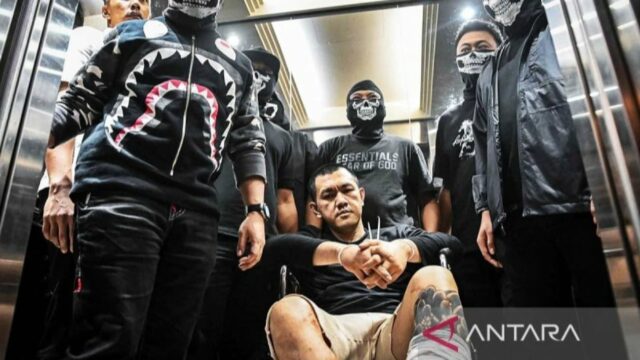 Dua Wanita Diciduk! Rekeningnya Dipakai Sindikat Narkoba Koko Erwin e 'The Doctor'
