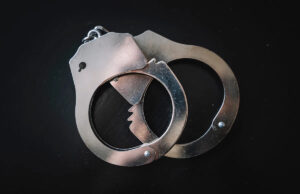 Duas mulheres são presas por falsa denúncia de sequestro de criança de 5 anos Yahoo news home