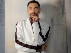 Durand Bernarr mesa corações no Grammy. Agora, ele quer ter certeza de que você não consegue desviar o olhar Durand Bernarr mesa corações no Grammy. Agora, ele quer ter certeza de que você não consegue desviar o olhar