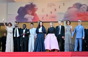 ESCUTE: Slate do Festival de Cinema de Cannes apresenta Euro Auteurs; Patricia Glaser defende Casey Wasserman e mais do poder da lei da Variety Halle Berry, Carlos Reygadas, Dieudo Hamadi, Payal Kapadia, Juliette Binoche, Alba Rohrwacher, Hong Sang-soo, Leïla Slimani, Jeremy Strong, Simone Friedman during the Closing Ceremony of the 78th Cannes Film Festival held at the Palais des Festivals on May 24, 2025 in Cannes, France. (Photo by Earl Gibson III/Deadline via Getty Images)