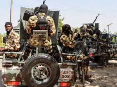 EUA permitem que alguns funcionários da embaixada da Nigéria evacuem devido à “deterioração da situação de segurança” EUA permitem que alguns funcionários da embaixada da Nigéria evacuem devido à “deterioração da situação de segurança”