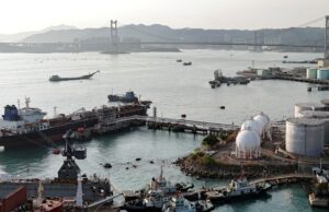 EUA sancionam refinaria ‘bule’ da China por comprar petróleo iraniano EUA sancionam refinaria 'bule' da China por comprar petróleo iraniano