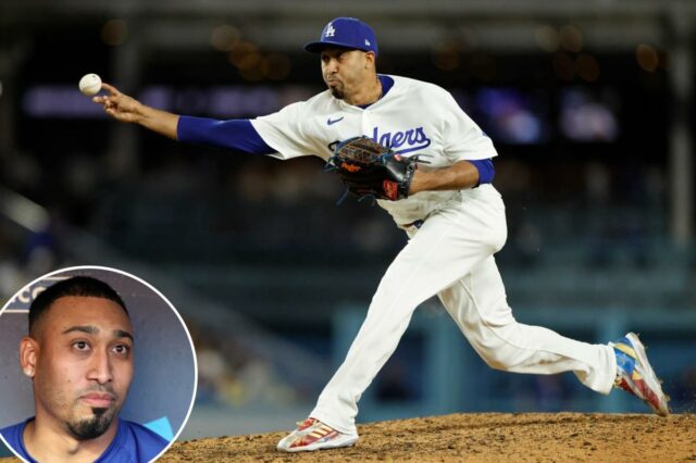 Edwin Díaz, dos Dodgers, revela cronograma após cirurgia no cotovelo: 'Melhor cenário'
