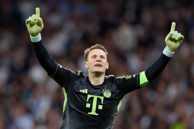 Edwin van der Sar faz referência à semifinal da Liga dos Campeões de 2011 do Man Utd com homenagem a Manuel Neuer
