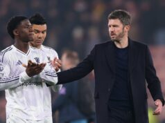 ‘Eles sentiram falta dele’: Edwin van der Sar nomeia um jogador do Man Utd que Michael Carrick não pode se dar ao luxo de abandonar agora 'Eles sentiram falta dele': Edwin van der Sar nomeia um jogador do Man Utd que Michael Carrick não pode se dar ao luxo de abandonar agora