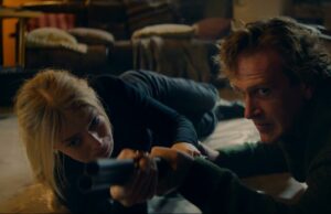 Em ‘Over Your Dead Body’, um casal que fofoca sobre separação conjugal violenta encontra seu par Em 'Over Your Dead Body', um casal que fofoca sobre separação conjugal violenta encontra seu par