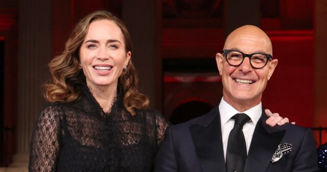 Stanley Tucci, Felicity Blunt, Emily Blunt e John Krasinski em 