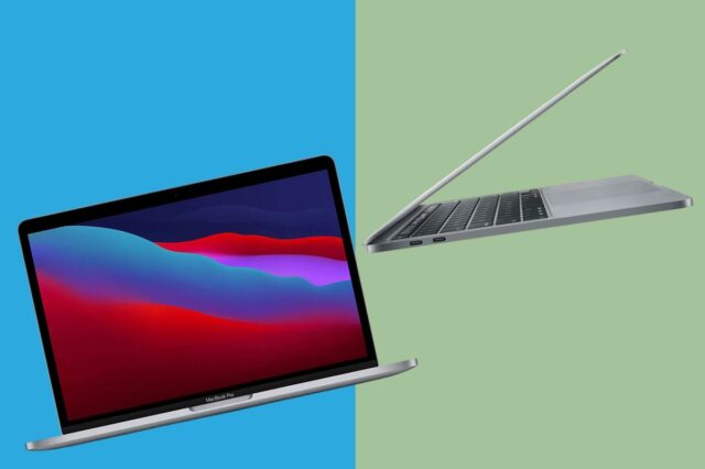 Um laptop MacBook Pro em cinza espacial, aberto para mostrar o teclado com Touch Bar e um plano de fundo colorido e abstrato da área de trabalho.
