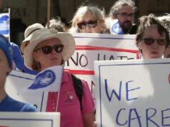 Enfermeiras e parteiras ‘subvalorizadas’ de NSW receberam grande acordo salarial A Associação de Enfermeiras e Parteiras de NSW (NSWNMA) realizou um protesto em frente ao parlamento de NSW