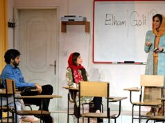 Enquanto Trump lança terror sobre o Irã, ‘Inglês’, vencedor do Pulitzer de Sanaz Toossi, tem sua estreia em Los Angeles Enquanto Trump lança terror sobre o Irã, 'Inglês', vencedor do Pulitzer de Sanaz Toossi, tem sua estreia em Los Angeles