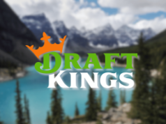 Entrada no DraftKings Alberta sinaliza mudança legal no mercado de jogos de azar do Canadá Logotipo da DraftKings sobre a paisagem do lago das Montanhas Rochosas canadenses representando as apostas esportivas on-line da DraftKings Alberta Canadá e a expansão do cassino