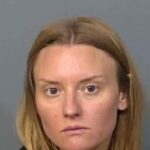 Epidemia: professora de matemática da Flórida, 37 anos, presa depois que estudante a chama de 'namorada'