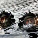 Uma equipe de elite de mergulhadores da Marinha Real está de prontidão para se deslocar ao Estreito de Ormuz para ajudar a desarmar as minas iranianas que bloqueiam as rotas marítimas (foto de arquivo)