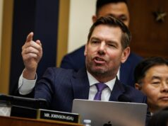 Eric Swalwell enfrenta investigação da casa Eric Swalwell enfrenta investigação da casa