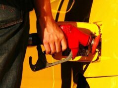 Estado enfrenta potencial salto de combustível de 8c/litro, alerta especialista Estado enfrenta potencial salto de combustível de 8c/litro, alerta especialista