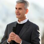 Estão em andamento demissões de 1.000 funcionários da Disney; O CEO Josh D'Amaro afirma que os cortes 'simplificarão' as operações: 'Eu sei que isso é difícil'