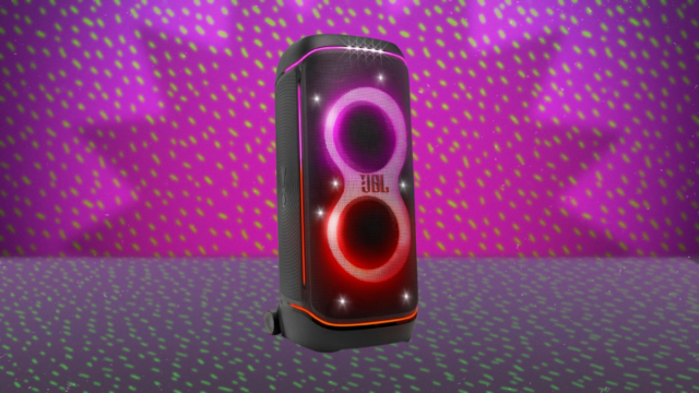 Este alto-falante JBL Party de alta potência está com desconto de US $ 300 agora mesmo
