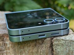 Este é o Samsung dobrável que você pode comprar se estiver com orçamento limitado Renderização do Galaxy Z Flip 6 em amarelo contra fundo branco.