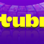 Tela inicial da Android TV com logotipos de Netflix, YouTube TV, Tubi, Max e Curiosity Stream em destaque.