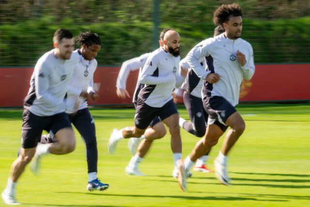 Estrela do Man Utd nomeada no XI da BBC dos melhores jogadores que não vão à Copa do Mundo de 2026
