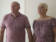 Eu estava em A Place In The Sun e um momento me deixou tão furioso que quase saí do set – eu NUNCA faria isso de novo Uma mulher que apareceu no programa A Place In The Sun do Channel 4 revelou como ficou tão furiosa em um momento do programa que quase saiu furiosa