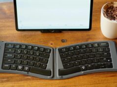 Eu estava pronto para odiar esse teclado dobrável, mas acabou sendo uma revelação O teclado tOndO em um Pixel 10 Pro XL