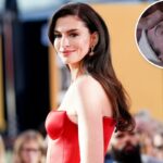 Gua sha de quartzo rosa rosa em forma de borboleta.