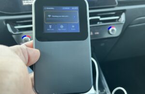 Eu mantenho este Solis Pocket Wifi em uma bolsa de viagem e você também deveria Solis Edge – dispositivo hotspot 5G, pacote inclui dados vitalícios (12 GB por ano) e 10 GB de dados globais, WiFi em mais de 140 países, acesso a mais de 300 operadoras de celular, Internet portátil da SIMO