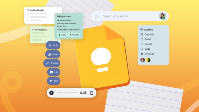 Colagem mostrando mãos segurando um smartphone, conectadas a listas de verificação flutuantes do Google Keep, notas e etiquetas coloridas contra um fundo amarelo.
