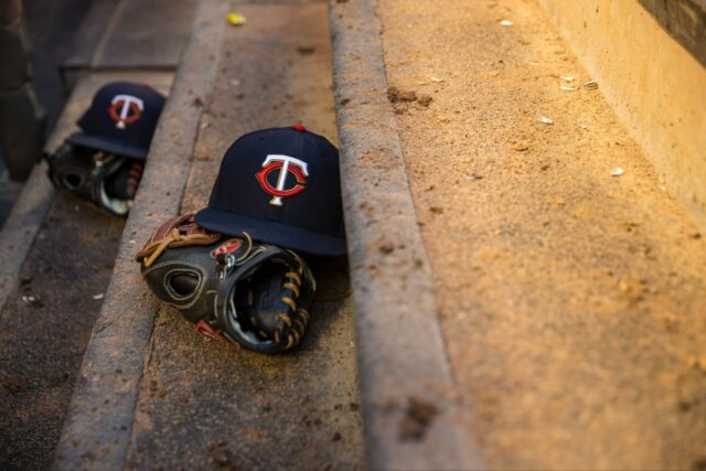 Ex-arremessador da MLB, veterano de 7 anos, morre aos 83 Twins Chuck Nieson cause of death