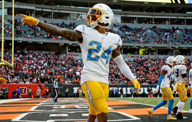 Former Los Angeles Chargers DB Nasir Adderley