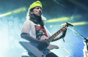 Ex-guitarrista do Turnstile é preso por tentativa de homicídio do pai do vocalista Ex-guitarrista do Turnstile é preso por tentativa de homicídio do pai do vocalista