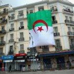 Ex-ministro da Indústria da Argélia preso em caso de corrupção de alto nível