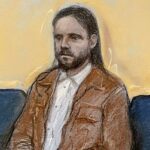 Ex-professor supostamente abusou sexualmente de filho adotivo e o sufocou até a morte