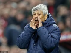 Ex-técnico da Liga dos Campeões morre menos de duas semanas depois de liderar seu país na repescagem da Copa do Mundo O ícone do futebol romeno Mircea Lucescu morreu aos 80 anos, foi anunciado na terça-feira