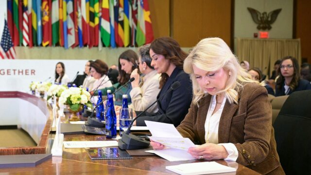 Exclusivo: Sara Netanyahu alerta sobre o aumento do antissemitismo e a importância da aliança judaico-cristã
