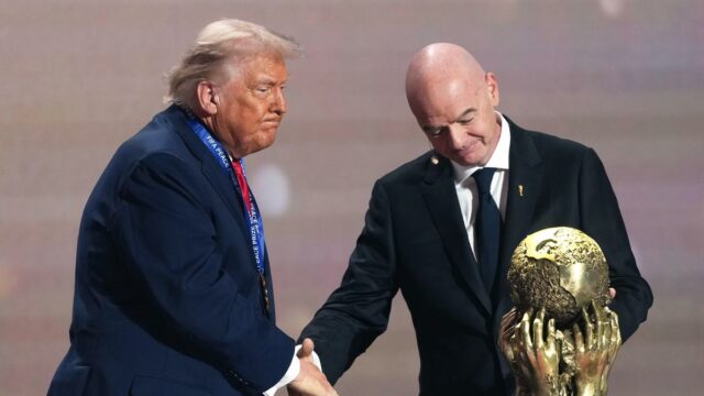 FIFA pode pedir a Trump que interrompa ataques do ICE durante a Copa do Mundo, diz relatório
