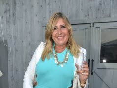 ‘Fake Cartier herdeira’ defende sua linhagem – e diz que ‘garotas malvadas’ não vão impedi-la de festejar 'Fake Cartier herdeira' defende sua linhagem - e diz que 'garotas malvadas' não vão impedi-la de festejar